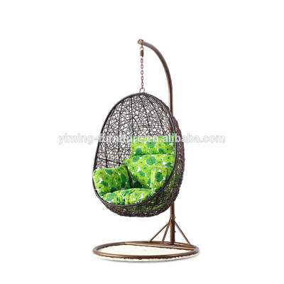 Outdoor White/Black Synthetic wicker egg shape hanging chair hotel balcony chair